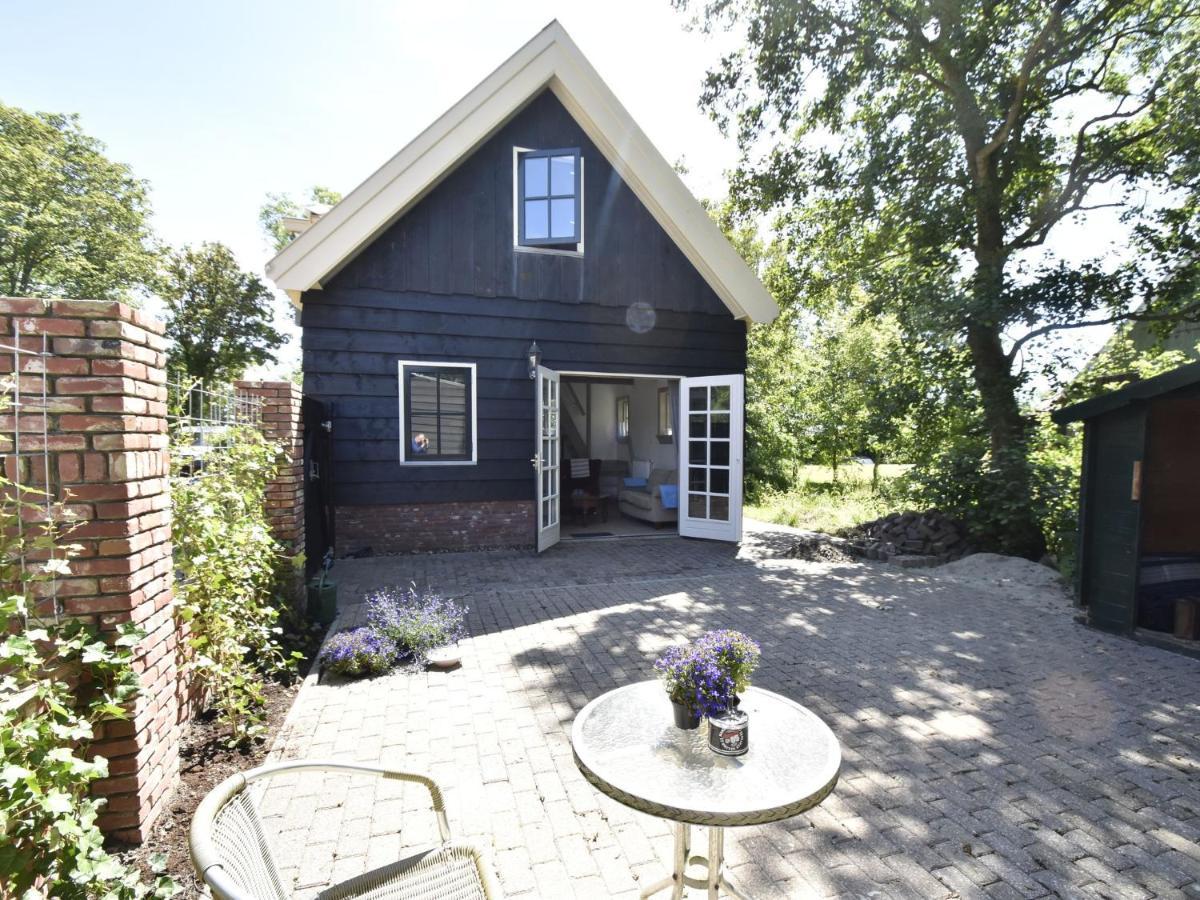 Apartment In Sint Maartensbrug With Garden Exterior foto